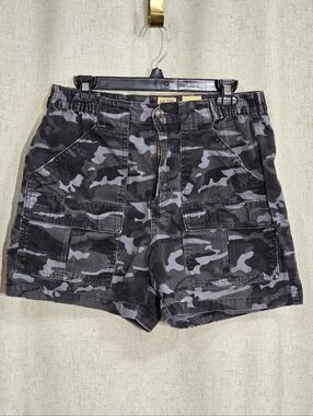 RedHead Men's Black & Gray Camo Cargo Shorts